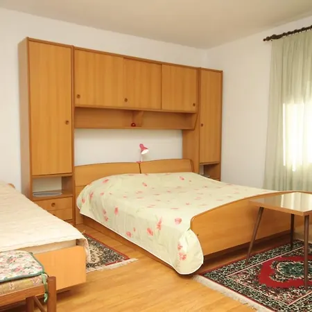 Apartment Banjole 2229a *