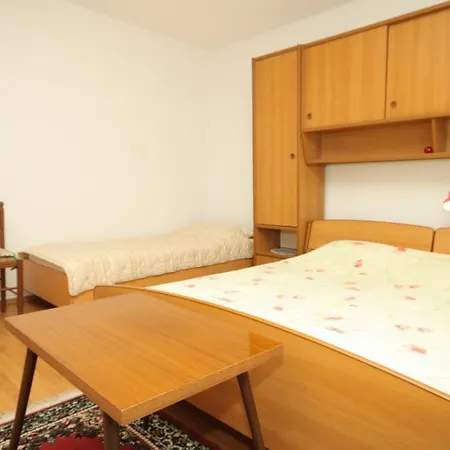 Apartment Banjole 2229a *